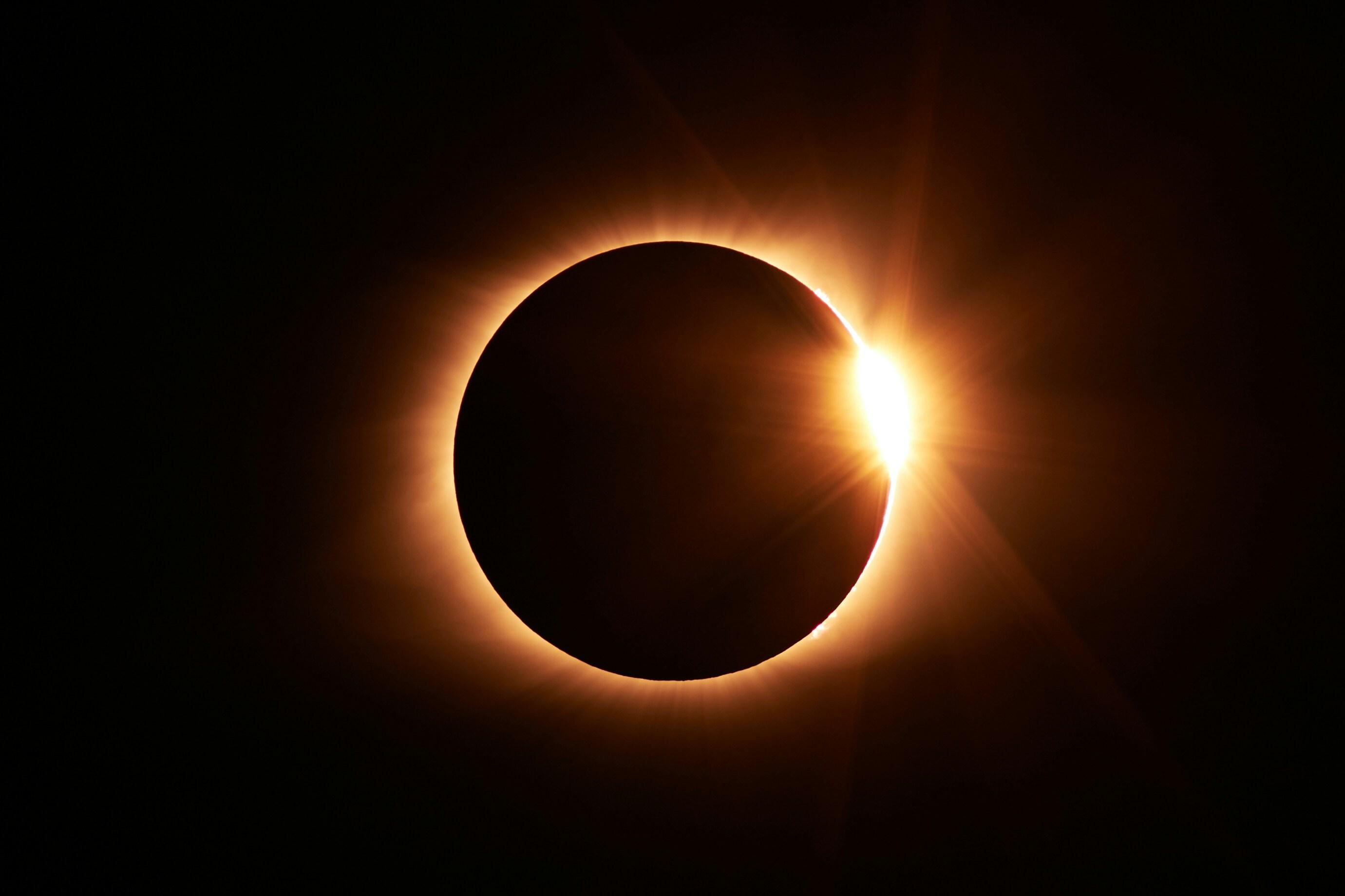 Eclipse unsplash